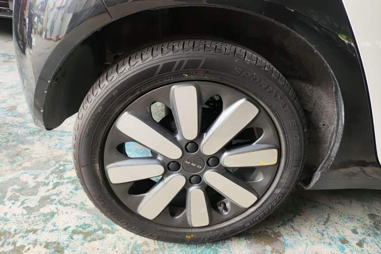 Used ORA Black Cat 2021 351 km Standard Version
