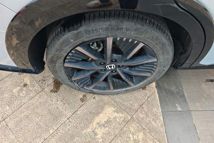 Used Honda e:NS2 2024 Light-Chasing Version Right Rear Wheel Hub