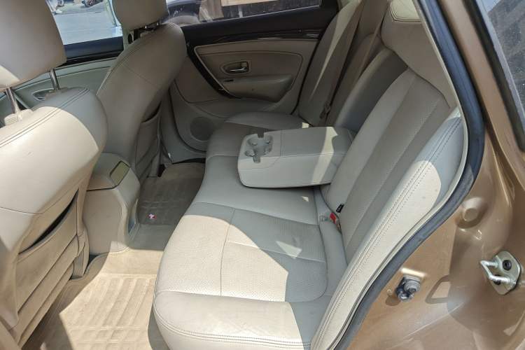 Used Dongfeng Aeolus A60 2016 1.5L Manual Luxury Version Left Rear Seat