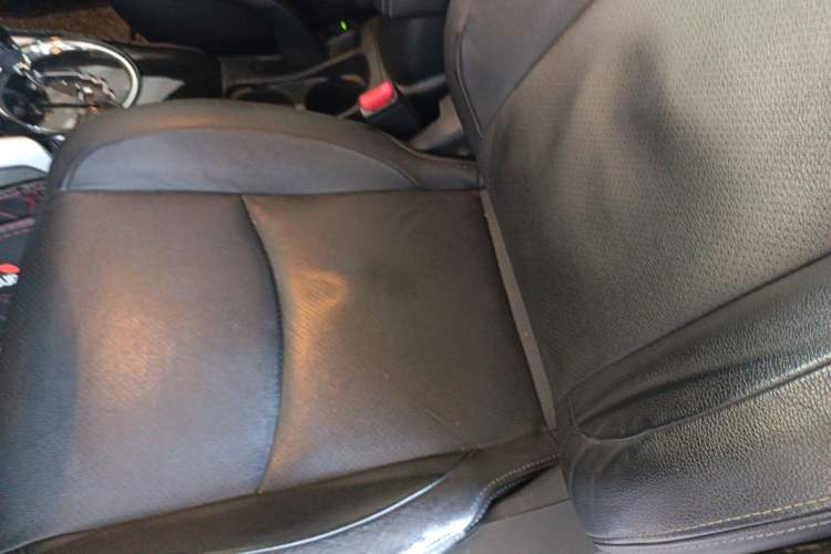 Used Mitsubishi ASX 2018 2.0L CVT Two-Wheel Drive Deluxe Edition Left Front Seat