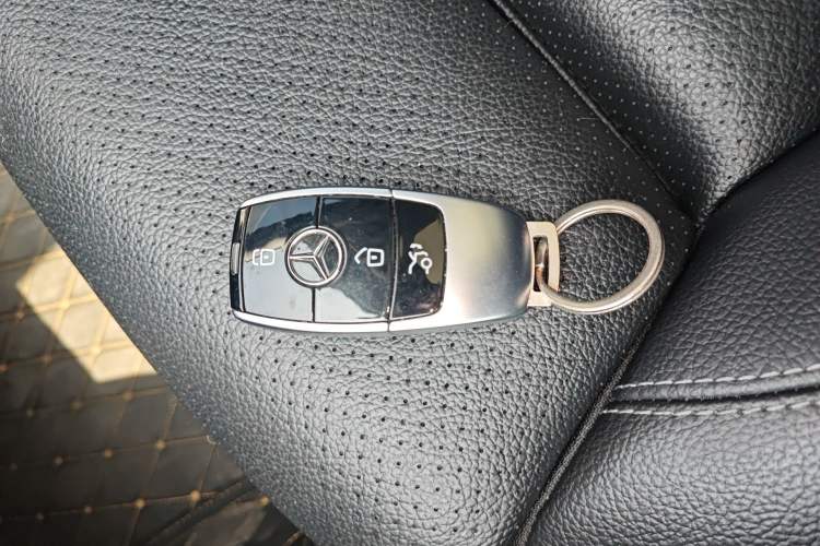 Used Mercedes-Benz E-Class 2020 Facelift E 260 L Sport Edition