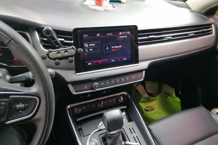 Used Citroen C5 2017 350THP Automatic Luxury Model Audio And AC Panel