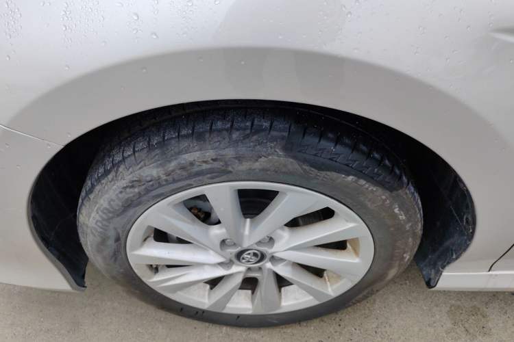 Used Toyota Camry 2021 2.0G Luxury Edition Left Front Wheel Hub