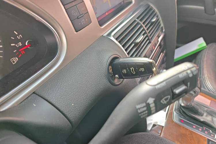 Used Audi Q7 2013 35 TFSI Ambition Edition Vehicle Key