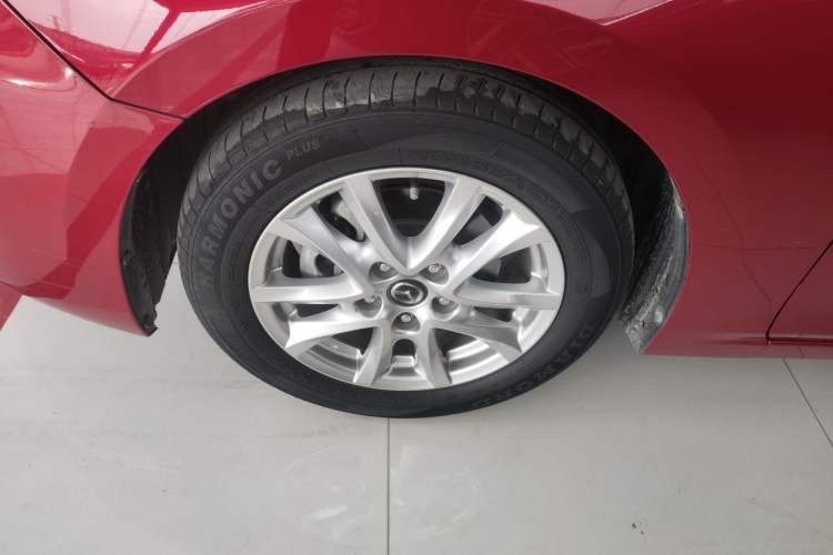 Used Mazda 3 Axela 2017 Sedan 1.5L Automatic Comfort Model Emission Standard China V Exterior 4