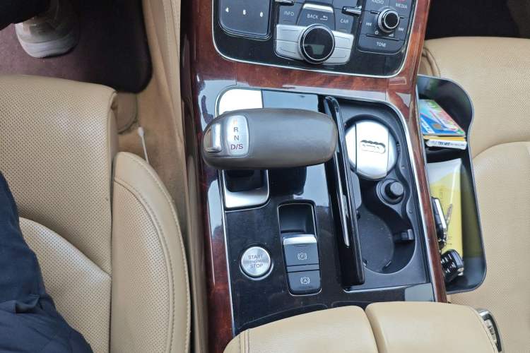 Used Audi A8 2013 A8L 45 TFSI quattro Luxury Model Gear Lever