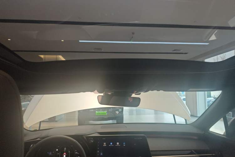 Used Lexus RX 2026 Model 350h Four-Wheel-Drive Chunxiang Edition
