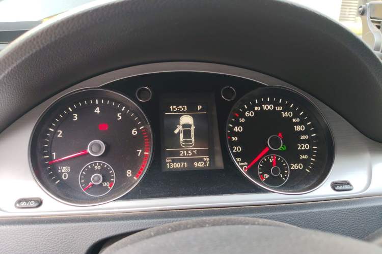 Used Volkswagen Magotan 2013 1.8TSI Premier Model Instrument Cluster