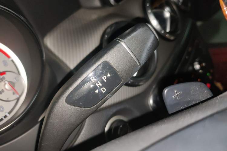 Used Mercedes-Benz GLA 2016 GLA 200 Sport Edition Gear Lever