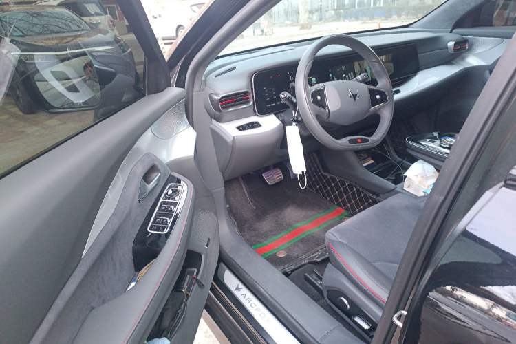 Used ARCFOX Alpha S 2023 Pioneer Edition