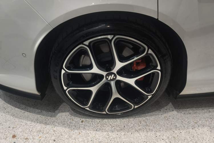 Used IM L6 2025 Ultra Model Exterior 5