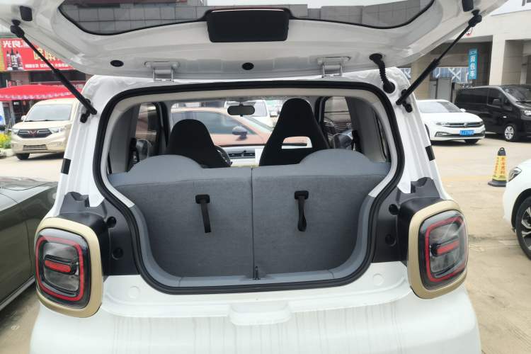 Used Bestune Pony 2025 222km Lightning Horse
