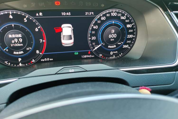 Used Volkswagen Magotan 2018 330TSI DSG Luxury Model Odometer Close Up