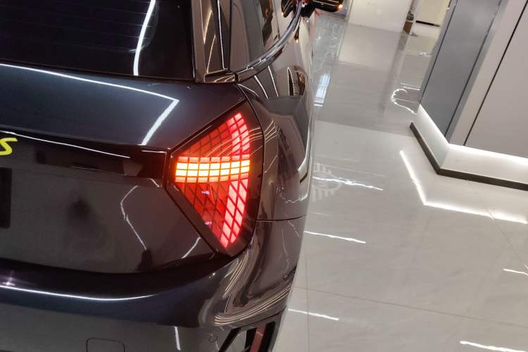 Used MINI Electric COOPER 2024 452km COOPER SE Racing Driver Right Rear Taillight