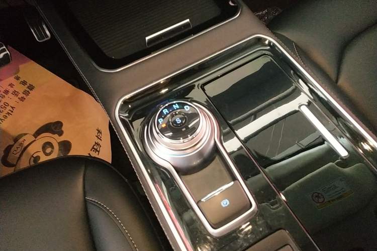 Used Ford Edge 2021 PLUS EcoBoost 245 Two-Wheel-Drive Titanium 7-Seater