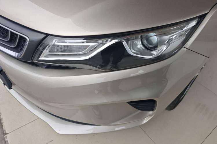 Used Geely Auto Emgrand GL 2018 1.8L Manual Elite Smart Connectivity Version