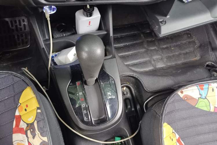 Used Honda Fit 2014 1.5L LX CVT Comfort Model Gear Lever