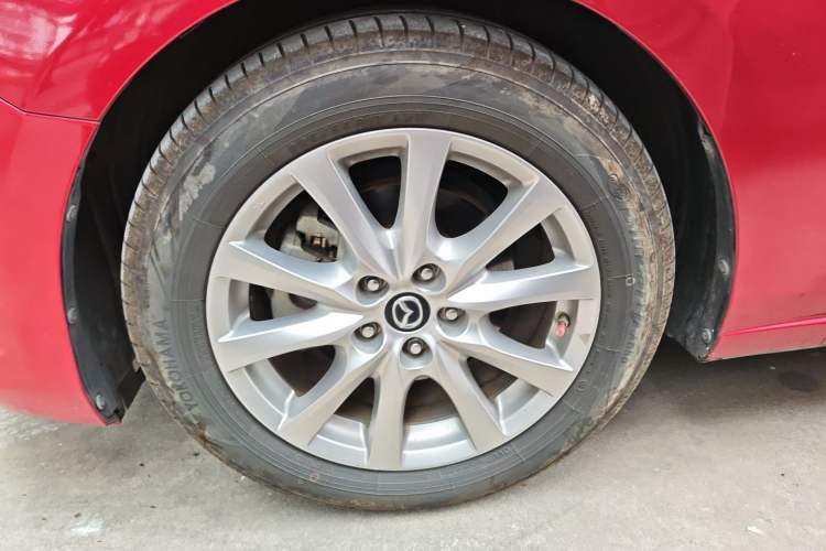 Used Mazda Atenza 2018 2.0L Blue Sky Luxury Edition China VI Standard
