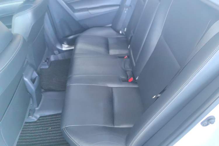 Used Toyota Corolla 2017 Revised Dual-Engine 1.8L E-CVT Elite Edition