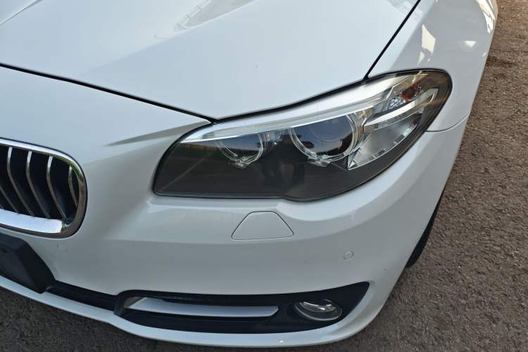 Used BMW 5 Series 2014 525Li Leading Model