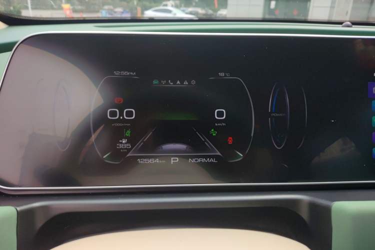 Used ORA Good Cat 2023 401 km Standard Range Luxury Version Lithium Iron Phosphate Instrument Cluster