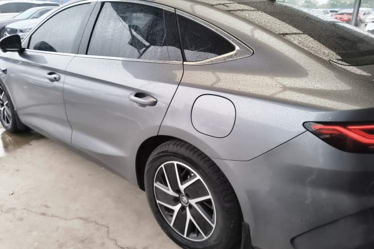 Used BYD Qin L 2025 DM-i Smart Drive 120KM Superior Model
