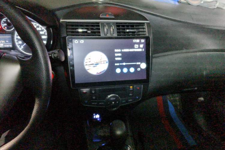 Used Nissan Tiida 2011 1.6L CVT Smart Version
