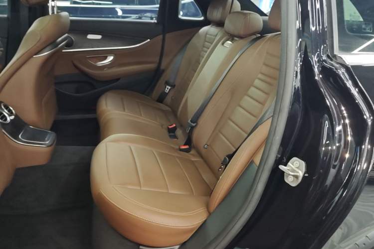 Used Mercedes-Benz E-Class 2021 Restyled E 300 L Sporty and Stylish Edition
