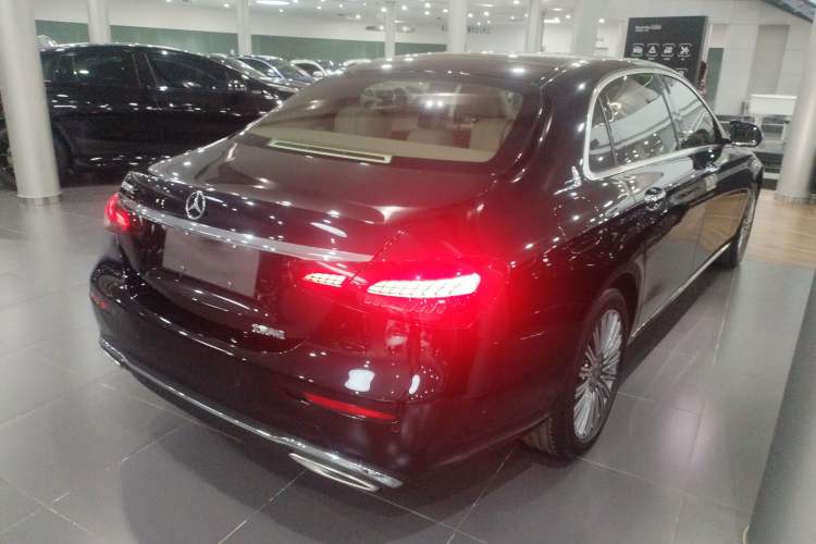 Used Mercedes-Benz E-Class 2022 Second Facelift E 300 L Fashion Edition Rear Right 45 Deg