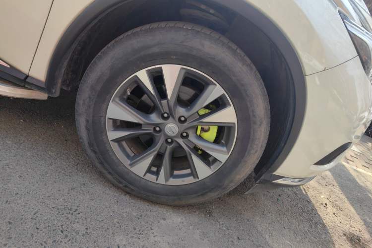 Used Nissan Murano 2019 2.5L XE Two-Wheel Drive Elite Version China VI Standard
