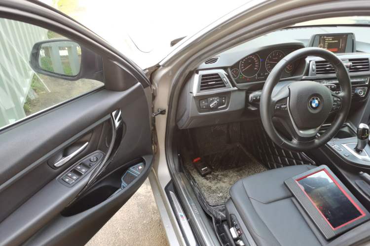 Used BMW 3 Series 2016 316Li Fashion Model