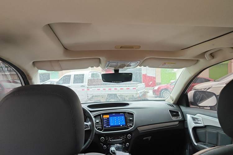 Used Geely Auto Vision X6 2016 1.3T CVT Luxury Model Headliner