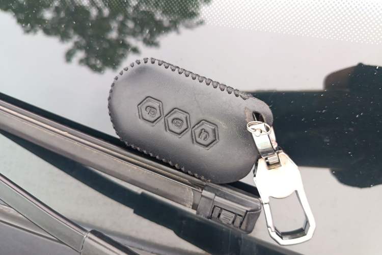 Used Wuling Victory 2020 1.5T CVT Flagship Edition Vehicle Key