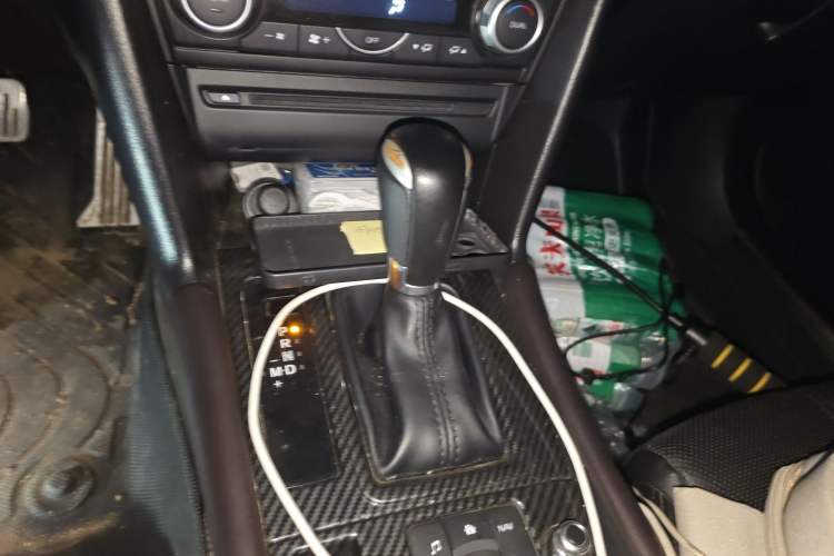 Used Mazda 3 Axela 2017 Hatchback 2.0L Automatic Sport Model China V Emission Standard
