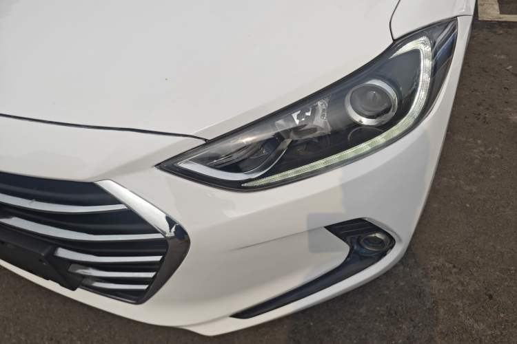 Used Hyundai Elantra (6th Generation / Lingdong) 2016 1.6L Automatic ZhiXuan · Youth Edition