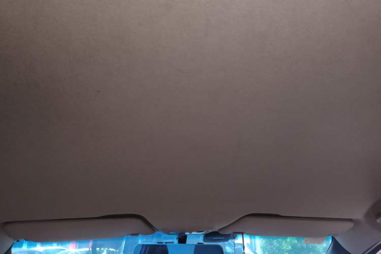 Used Baojun 310W 2017 1.5L Manual Fashion Model China V