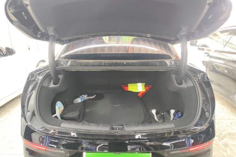 Used Zeekr 007 2024 Rear-Drive Version 100 kWh
