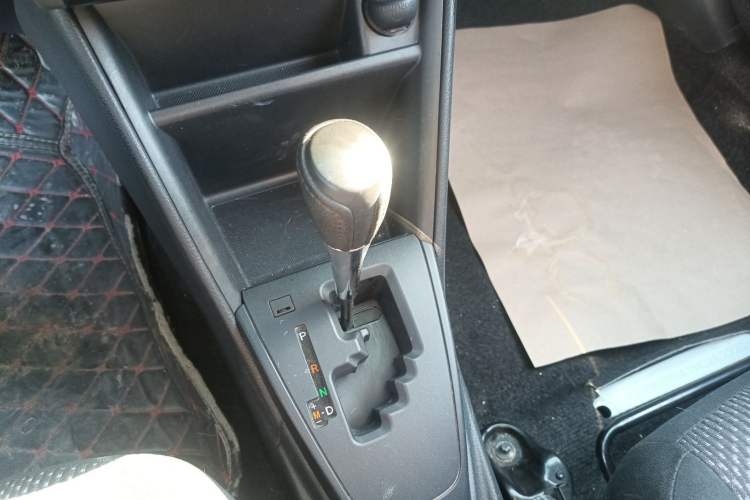 Used Toyota Vios 2017 1.5L CVT Innovation Edition Gear Lever