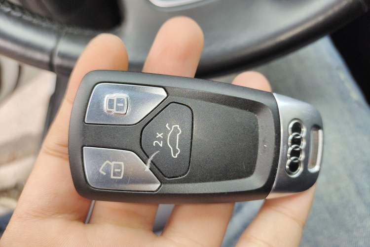 Used Audi A4L 2019 40 TFSI Ambition China VI