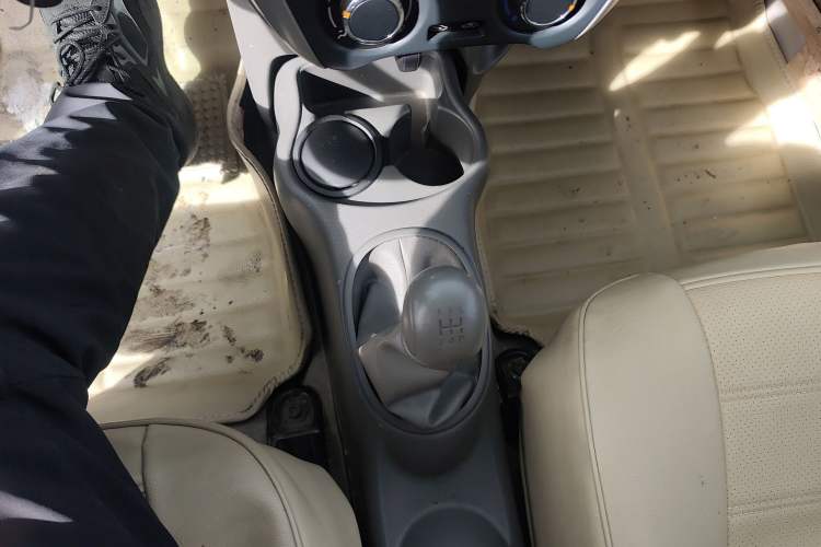 Used Nissan Sunny 2015 1.5XE Manual Comfort Edition