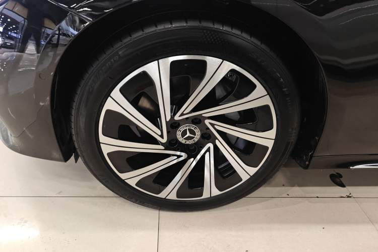 Used Mercedes-Benz E-Class 2024 E 300 L Luxury Model