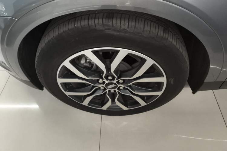 Used Cadillac XT5 2022 2.0T Four-Wheel Drive Platinum Edition