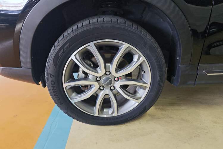 Used Haval H6 Coupe 2017 Red-Label 2.0T Automatic Two-Wheel Drive Urban Model
