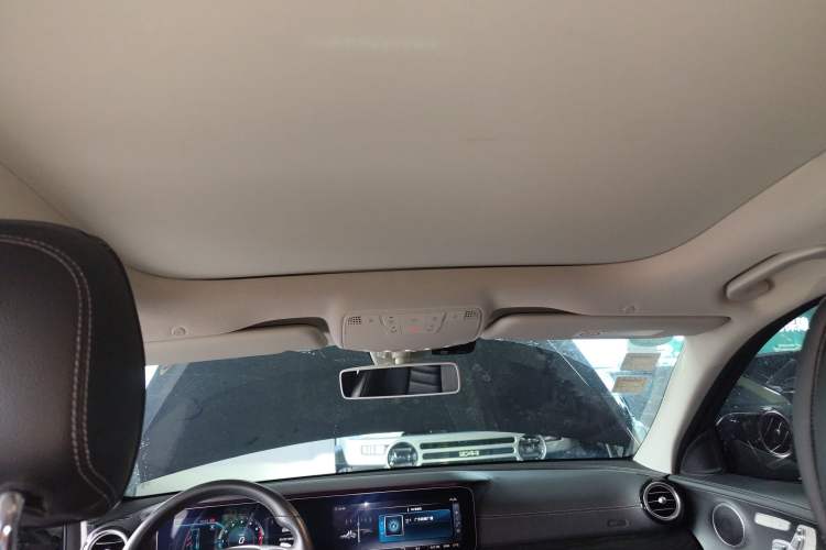 Used Mercedes-Benz E-Class 2017 E 300 L Sporty and Stylish Model