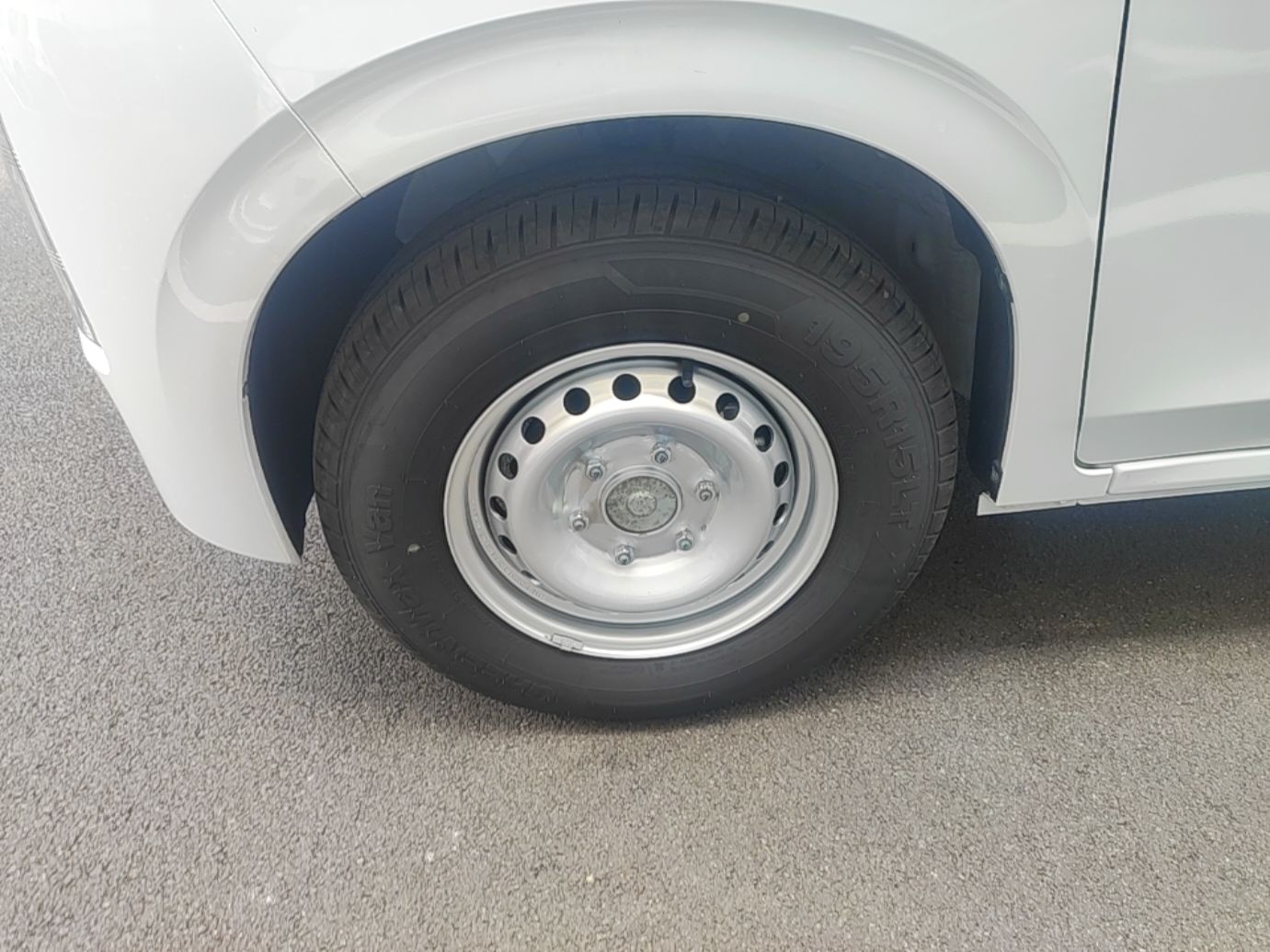 Dongfeng Furetong 2026 V8E Passenger Edition, Comfort Type, Fudi, 50.48 kWh — снимка 10