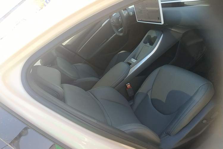 Used XPeng MONA M03 2024 620 with Ultra-Long Range
