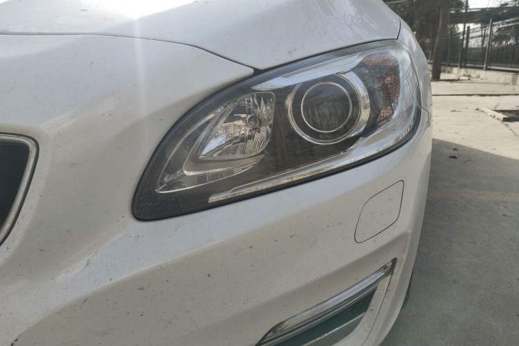 Used Volvo S60 2018 S60L T3 Smart Progress Edition
