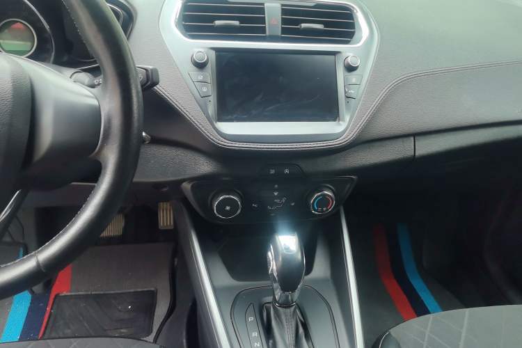 Used Ford Escort 2019 1.5L Automatic Enjoyment Model Audio And AC Panel
