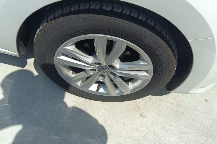 Used Volkswagen Santana 2016 1.6L Automatic Comfort Edition