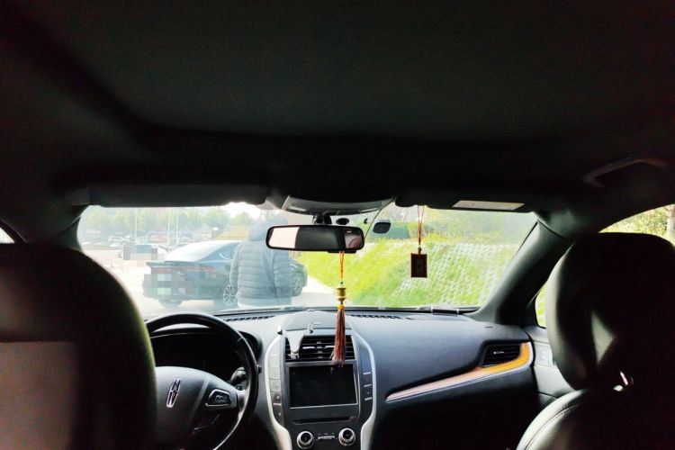 Used Lincoln MKC 2014 2.0T Two-Wheel-Drive Luxury Edition